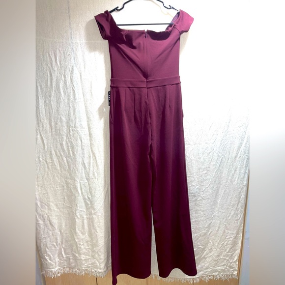 Off The Shoulder Jumpsuit - Picture 10 of 14